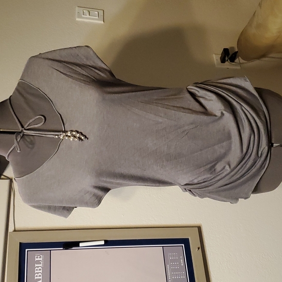 NWT Express Top in Medium Grey - Picture 10 of 16